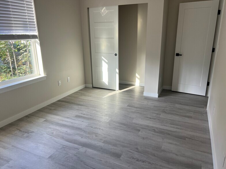 Building Photo - 21112 Locust Way