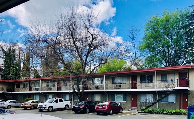 Building Photo - 10616 Fair Oaks Blvd