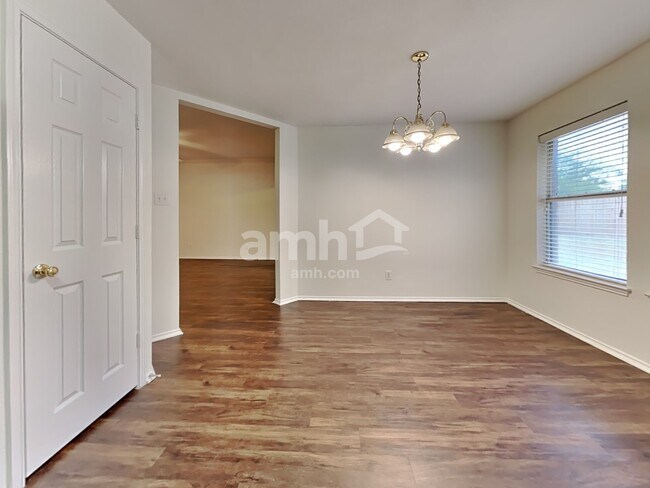 Building Photo - 150 Adams Dr