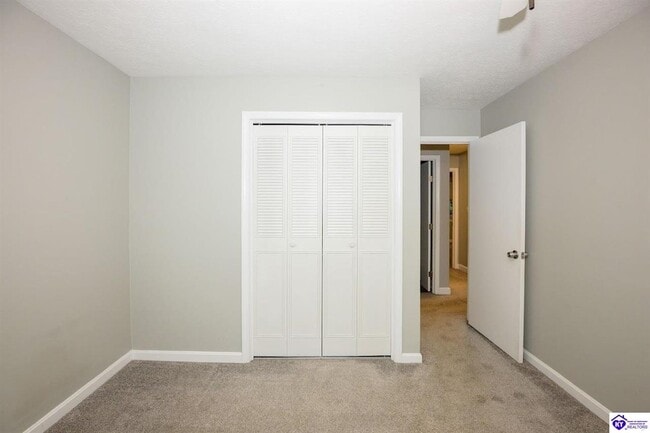 Building Photo - 226 Carey Ln