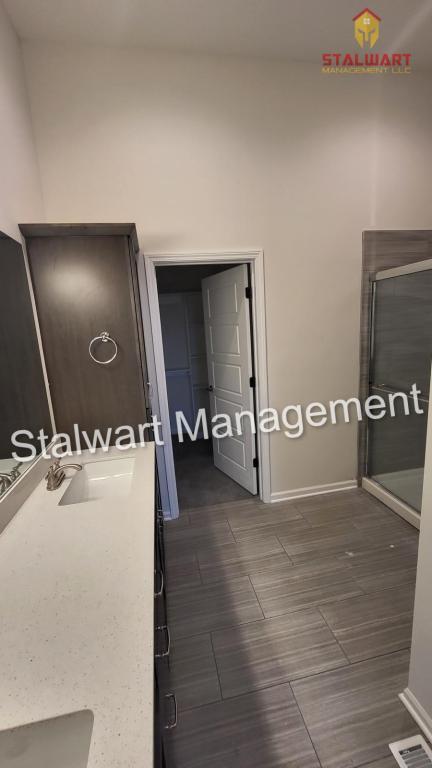 Building Photo - 15824 Riley St