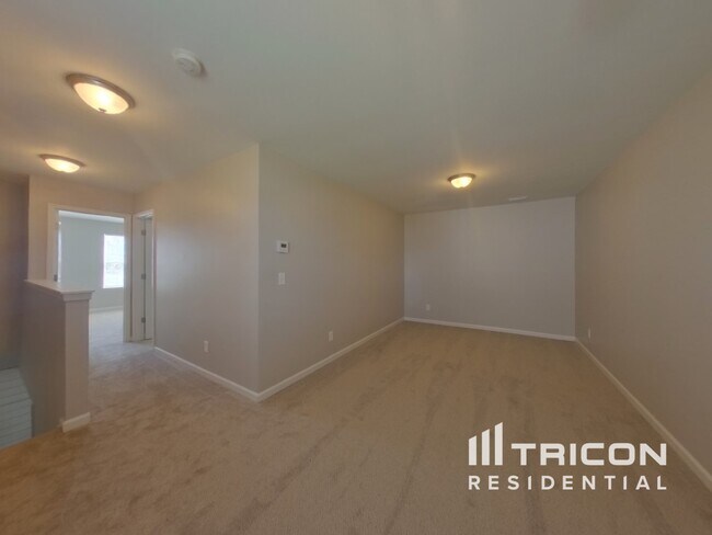 Building Photo - 120 Altondale Dr