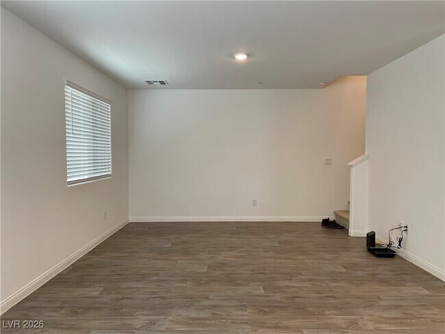 Building Photo - 12185 Scarlet Ember Rd