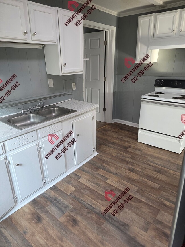 Building Photo - 1107 Helm St