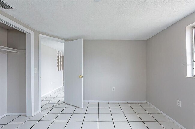 Building Photo - Charming 2BR House in Port Richey