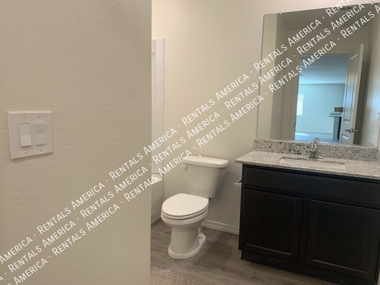 Building Photo - 2569 N Agave Ln