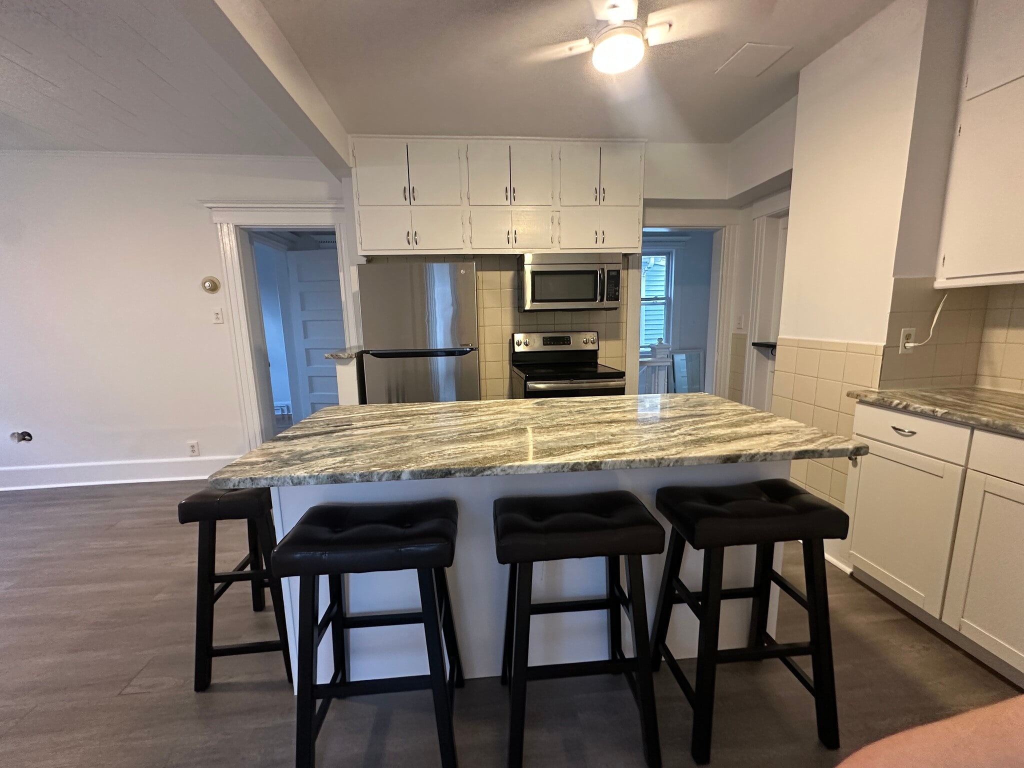 Eat-In Kitchen Island - 120 Cleveland Ave