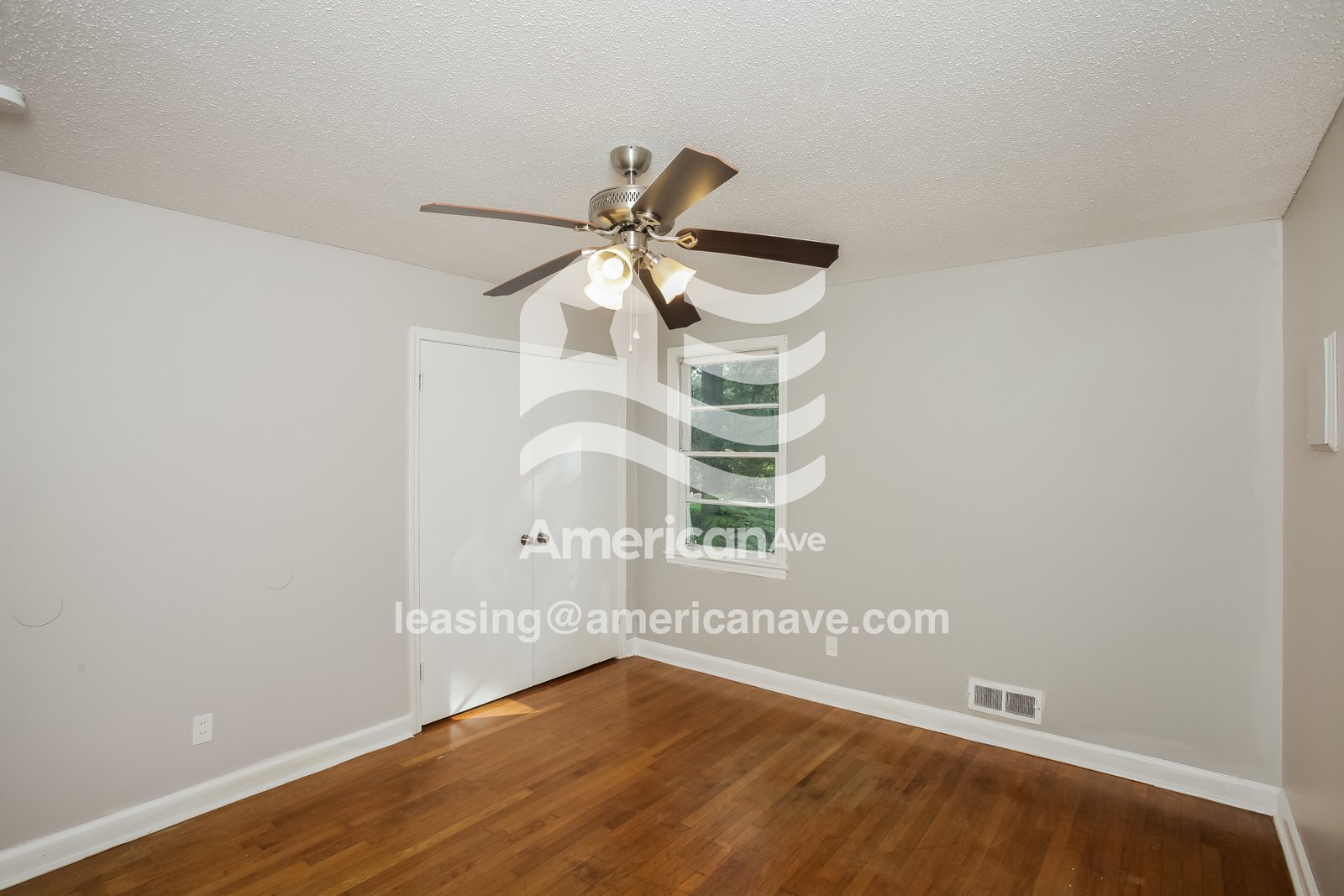 Building Photo - 1605 Sandra Dr