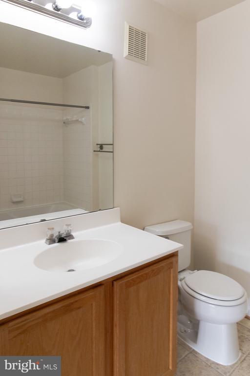 Building Photo - 7505 Calderon Ct