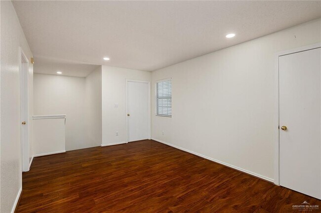 Building Photo - 16 San Esteban Ct