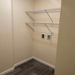 Building Photo - 10 Boulder Dr