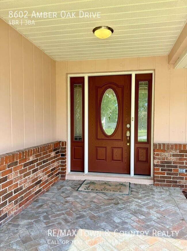 Building Photo - 8602 Amber Oak Dr