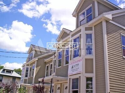 Building Photo - 102 Allston St