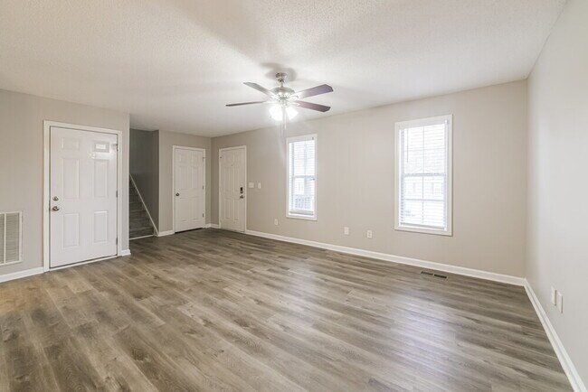 Building Photo - 412 Ivy Crest Dr