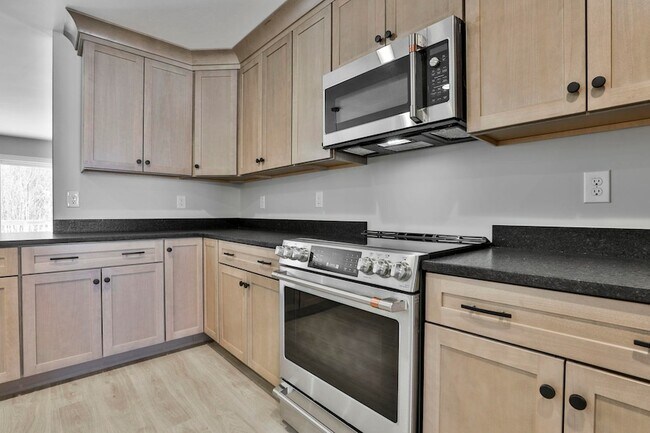 Building Photo - 39b Windsor lane