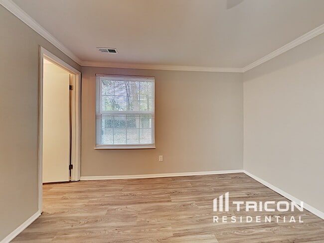 Building Photo - 4809 Smokehollow Rd