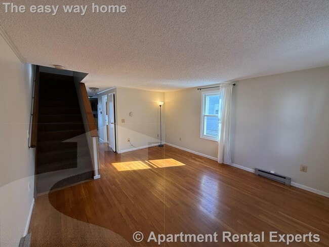 Building Photo - 7 Myrtle St