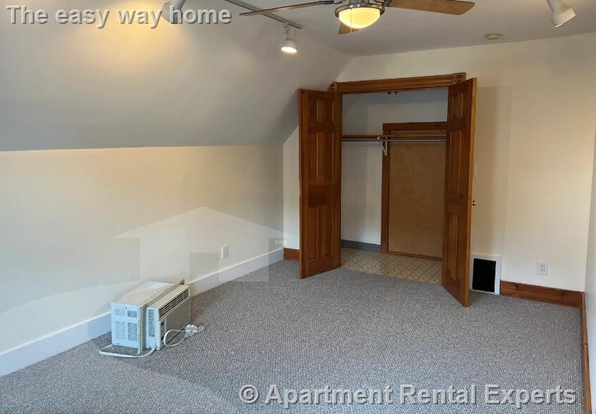 Building Photo - 16 Edward Sullivan Rd