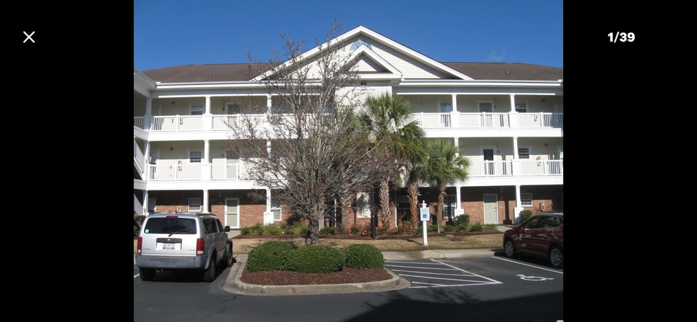 Building Photo - 5825 Catalina Dr