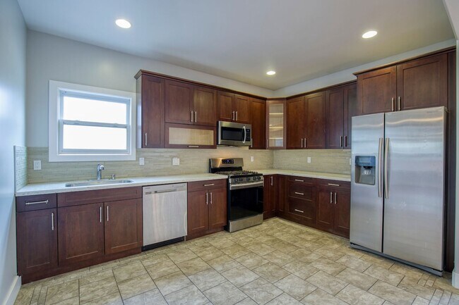 Building Photo - Jyoty