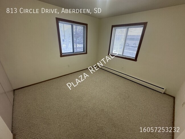 Building Photo - 2119 4th Ave SE