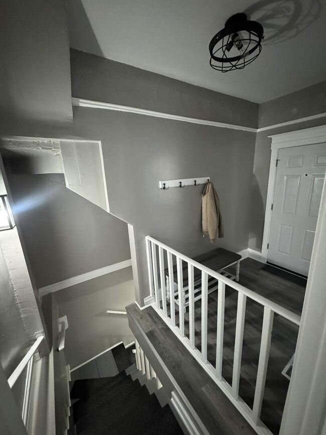 Building Photo - 6601 S Langley Ave