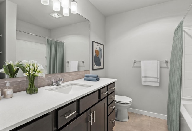 Building Photo - Stunningly Upgraded 2-Bed, 2.5-Bath Townho...