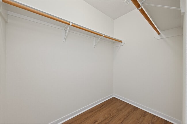 Building Photo - 4107 Pedernales River Ln