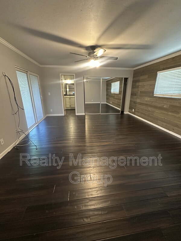 Building Photo - 2388 Windmill View Rd