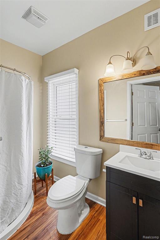 Building Photo - 532 E Broad St