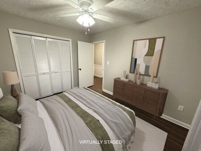 Building Photo - 158 VFW Dr