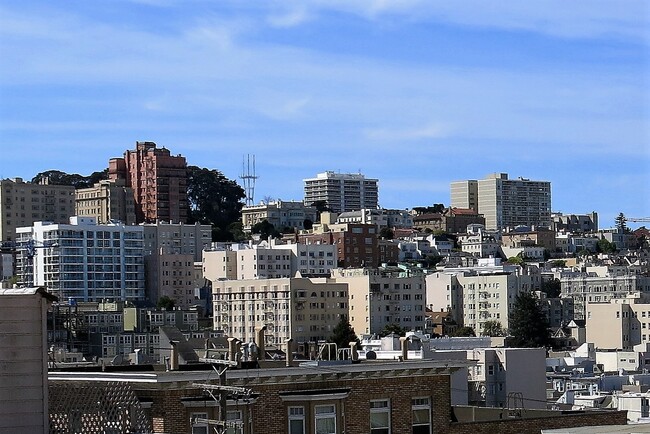 Stunning City Views - 2538 Polk St