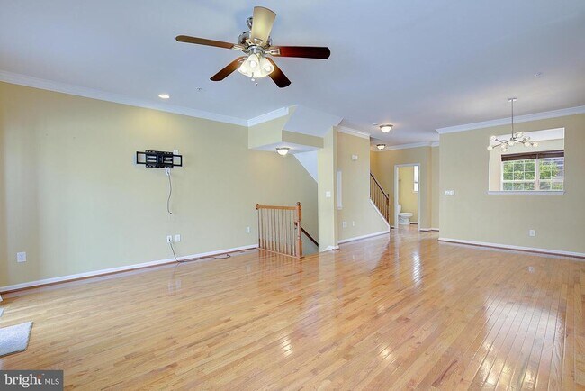 Building Photo - 105 Polo Way