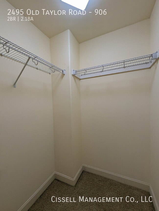 Building Photo - 2495 Old Taylor Rd