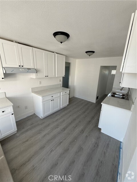 Building Photo - 7134 Granger Ave