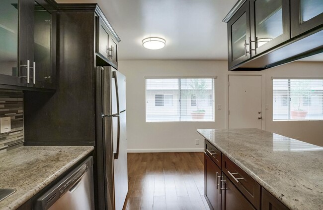 Interior Photo - 3638 W 113th St (B)