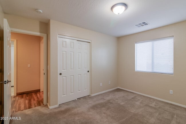 Building Photo - 11323 E Wallflower Ln