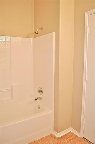 Building Photo - 9713 Brierwood Ln
