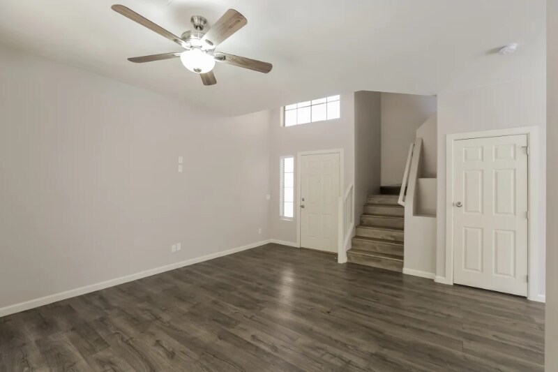 Building Photo - 2140 N 30th St