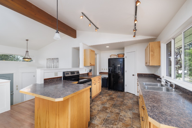 Building Photo - 1608 Alder Ct