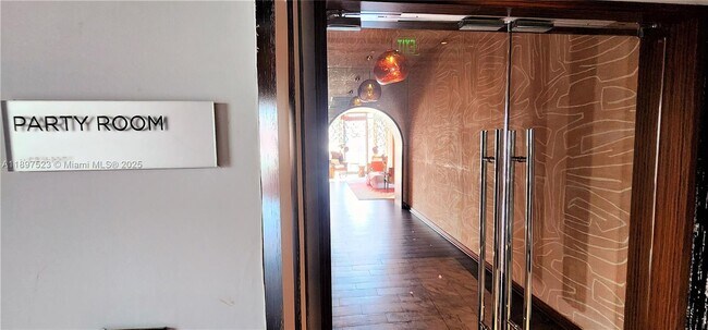 Building Photo - 1300 S Miami Ave