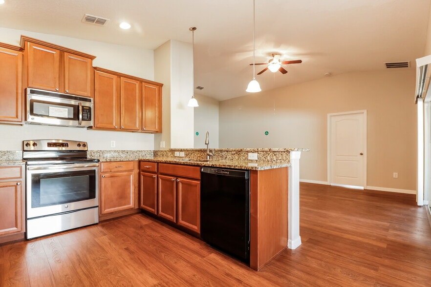 Building Photo - 18408 Waydale Loop