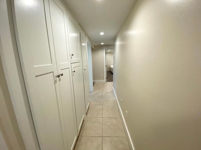 Building Photo - 244 W 200 N
