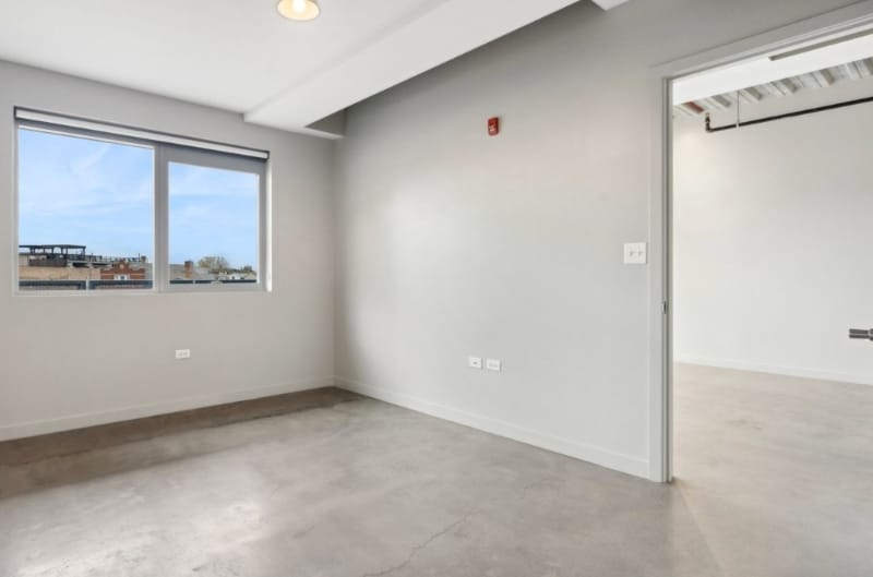 Building Photo - 1213 N Honore St