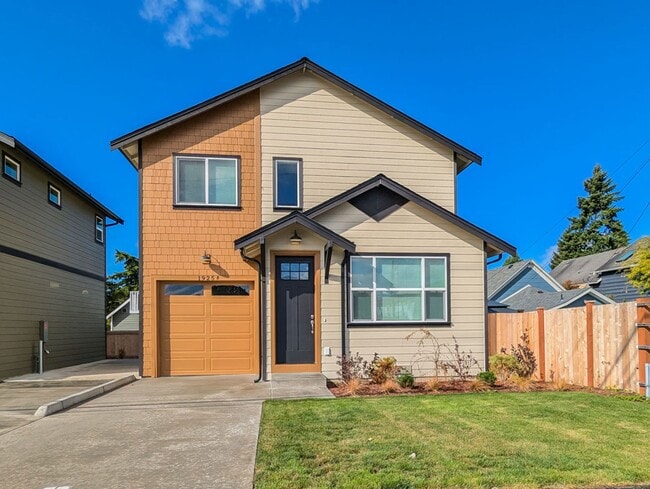 Building Photo - Beautiful Brand New Construction 3 bed, 2....