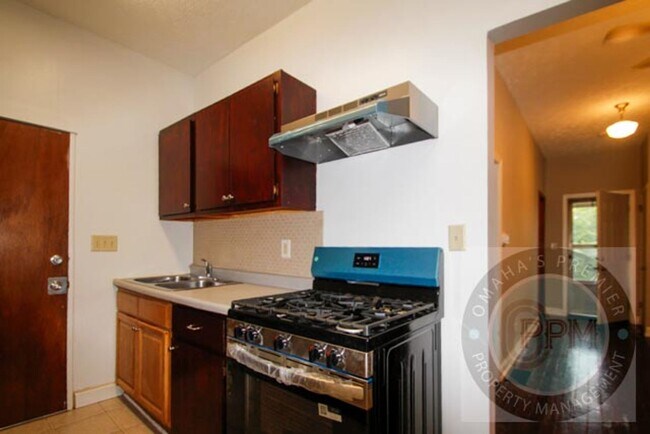 Building Photo - Tiny Home Living by Lauritzen Garden's