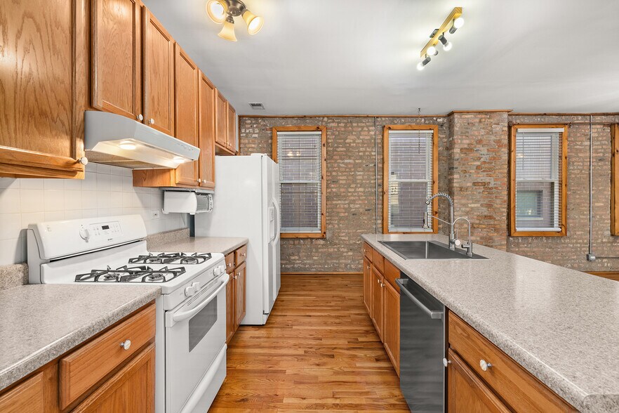 Building Photo - 1509 W Thomas St