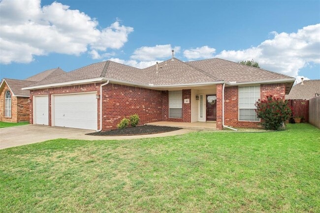 Building Photo - 613 Vickery Ave