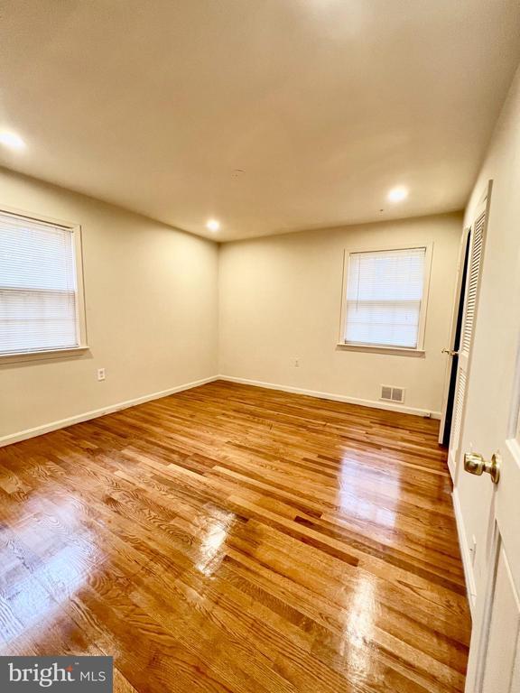 Building Photo - 7510 Sanner Rd