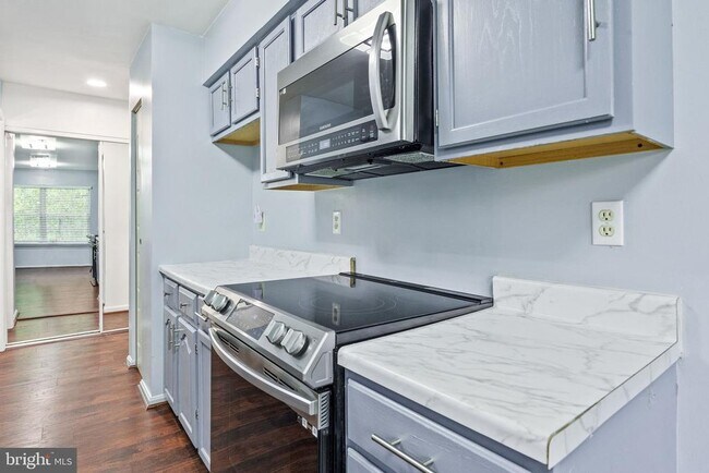 Building Photo - 4838 Brookstone Terrace